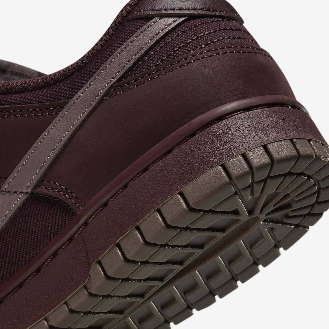 Nike Dunk Low Premium Burgundy Crush Heels