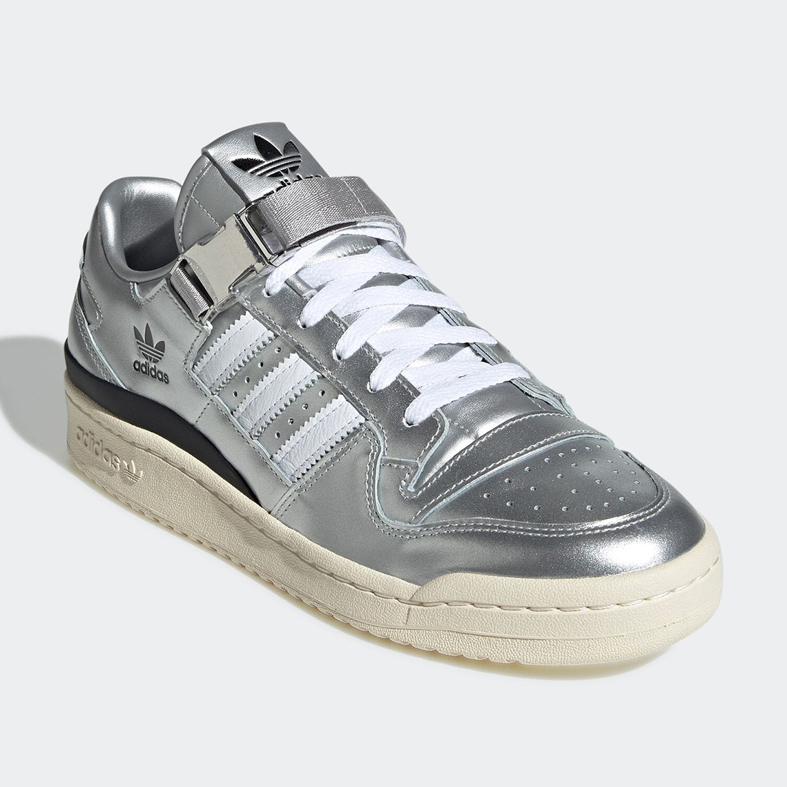 atmos-adidas-forum-84-low-silver-gv9224-2.jpg