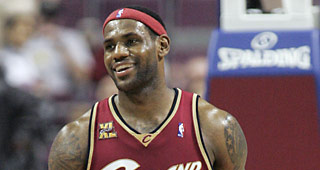 James_LeBron_cle_091125.jpg