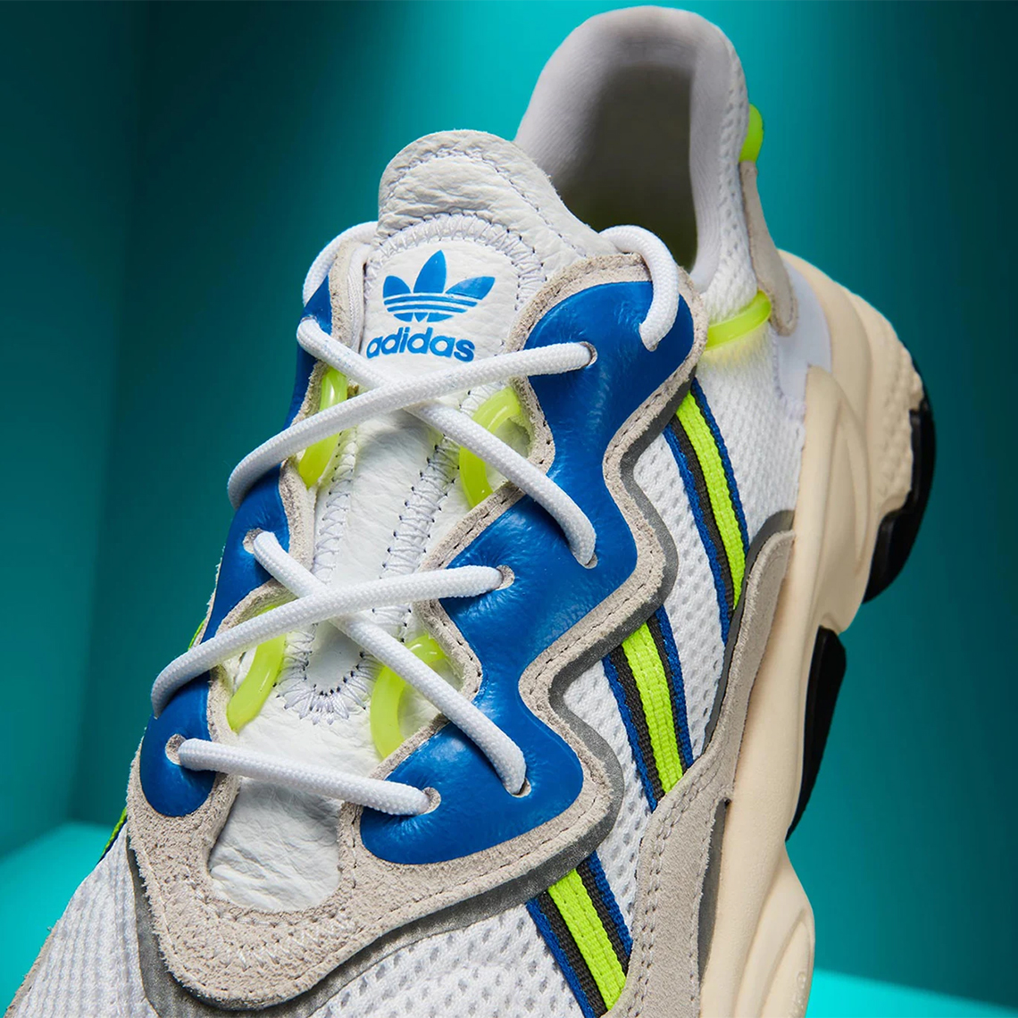 adidas-ozweego-white-neon-blue-ee7009-6.jpg