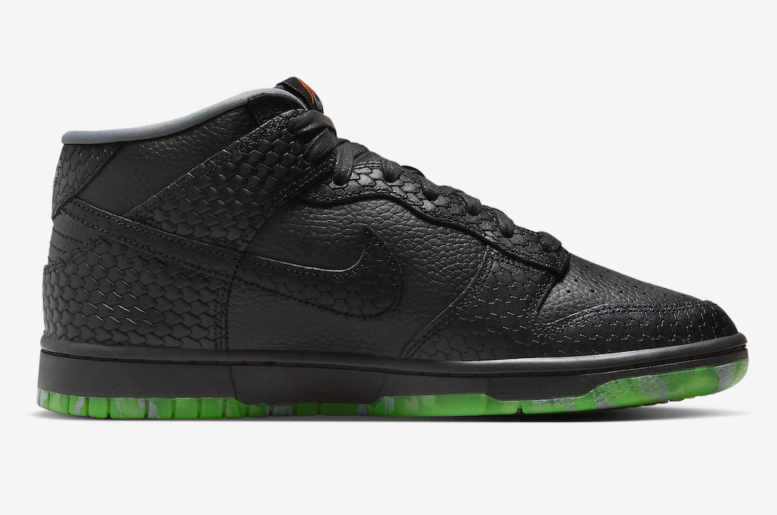 Nike-Dunk-Mid-Halloween-Headless-Horseman-FQ8749-010-2.jpg