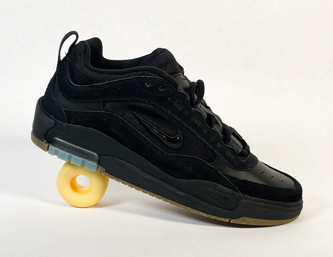 Nike-SB-Air-Max-Ishod-Black-Anthracite-Gum-3.jpeg