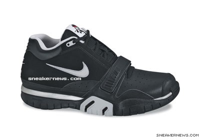 black-tennis-trainers.jpg