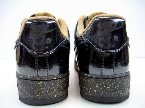 af1_wmns_cb34_blk_gold_003.jpg