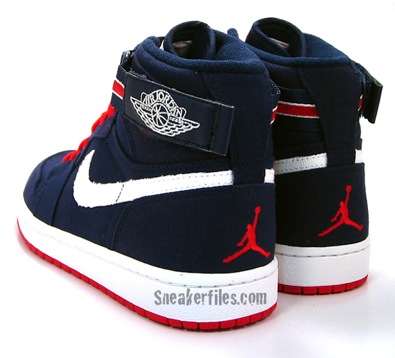 air-jordan-i-1-high-strap-midnight-navy-varsity-red-sail-3.jpg