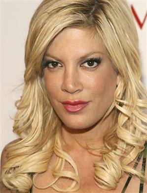 tori-spelling.jpg