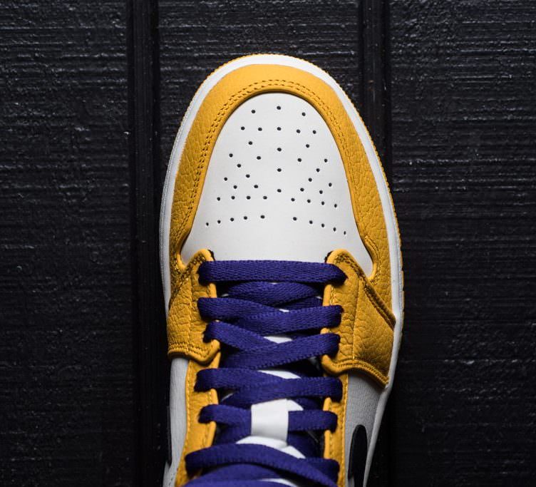 Air_Jordan_1_Mid_University_Gold_Black_Pale_Ivory_Court_Purple_Sail_852542-700_Sneaker_Politics_-7_1024x1024-e1551463426797.jpg