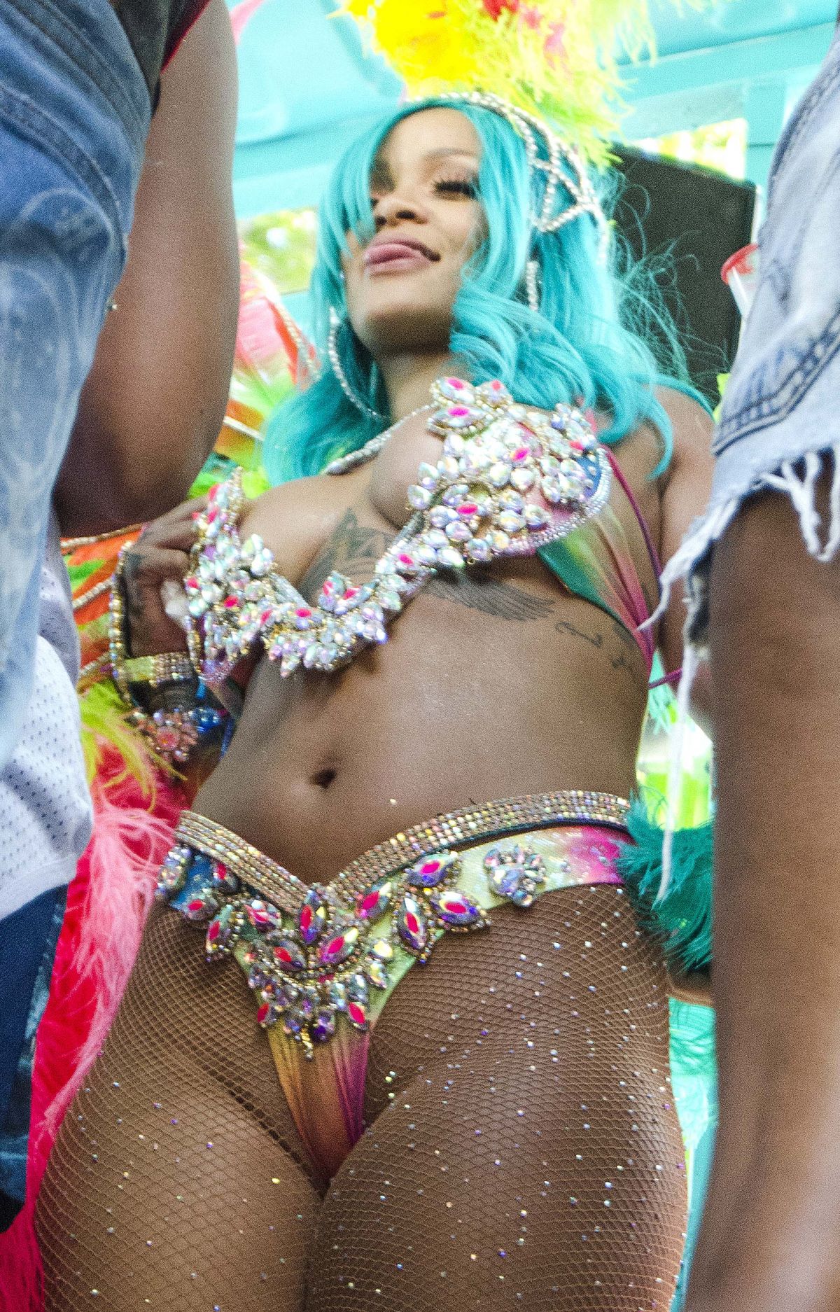 rihanna-at-carnival-in-barbados-08-07-2017_1.jpg