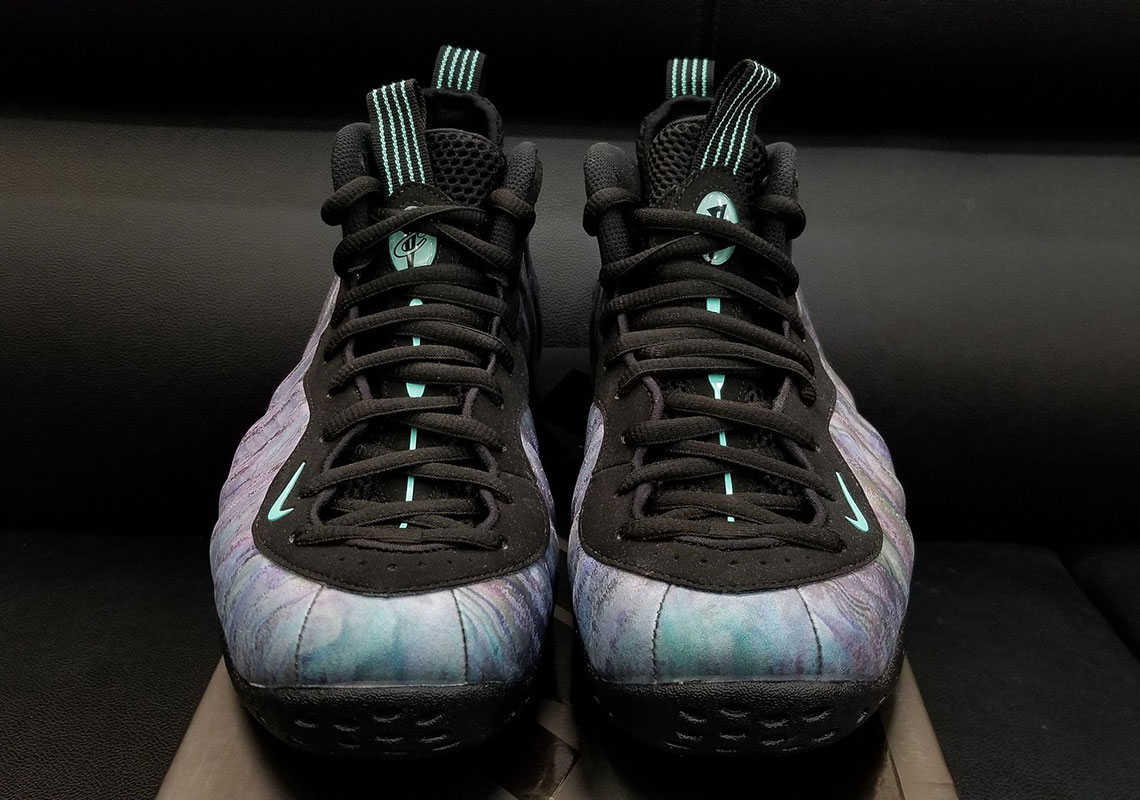 nike-air-foamposite-one-abalone-575420-009-2.jpg