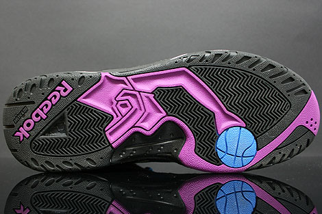 reebok_d_time_blackpurp_4.jpg