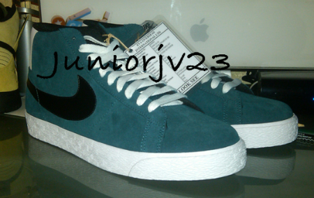 nike-sb-premium-blazer-sample-nightshade-black-1.jpg