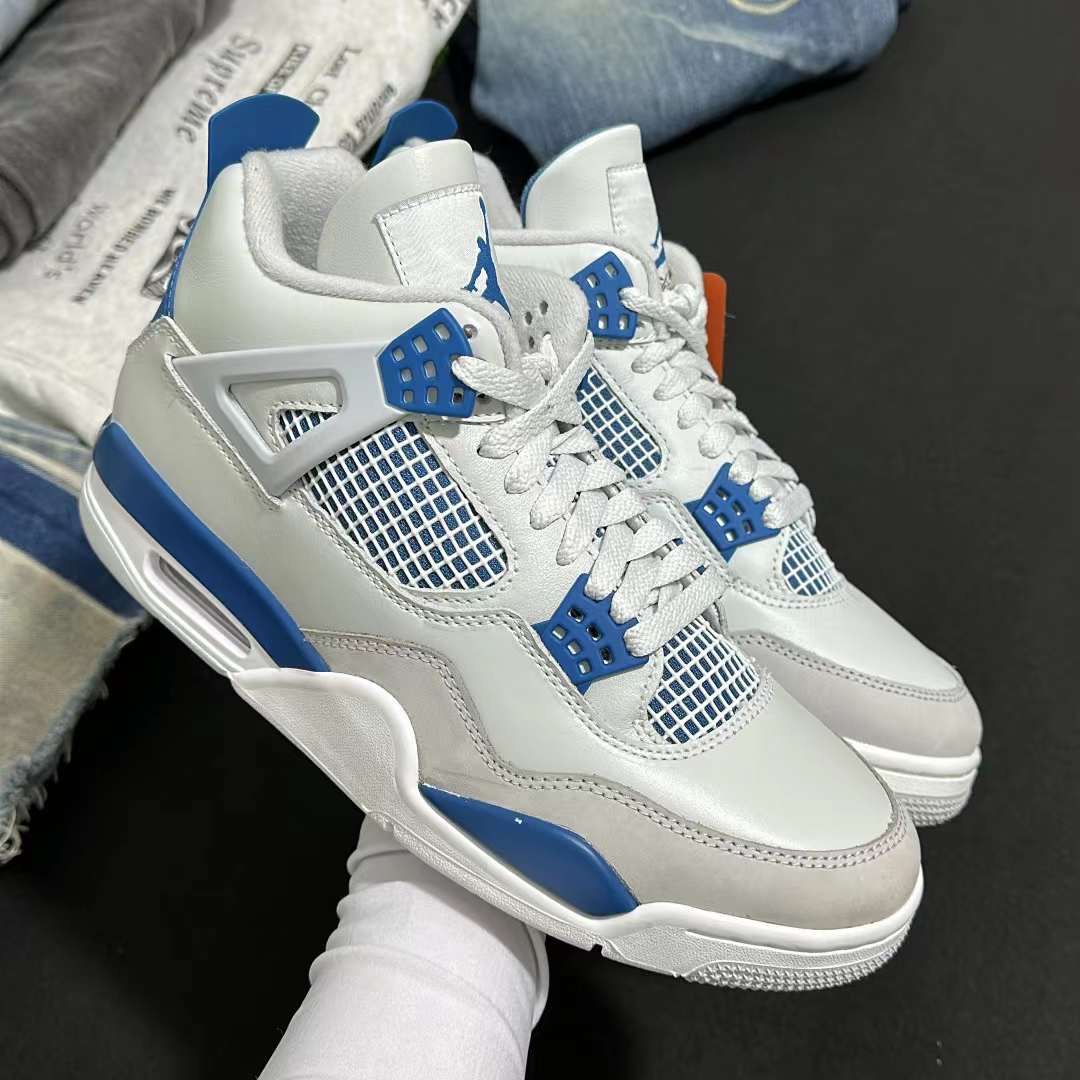 Military-Blue-Air-Jordan-4-2024-1.jpg