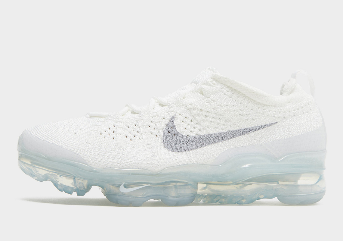 nike-vapormax-flyknit-2023-pure-platinum-metallic-silver-DV6840-100-4.jpg