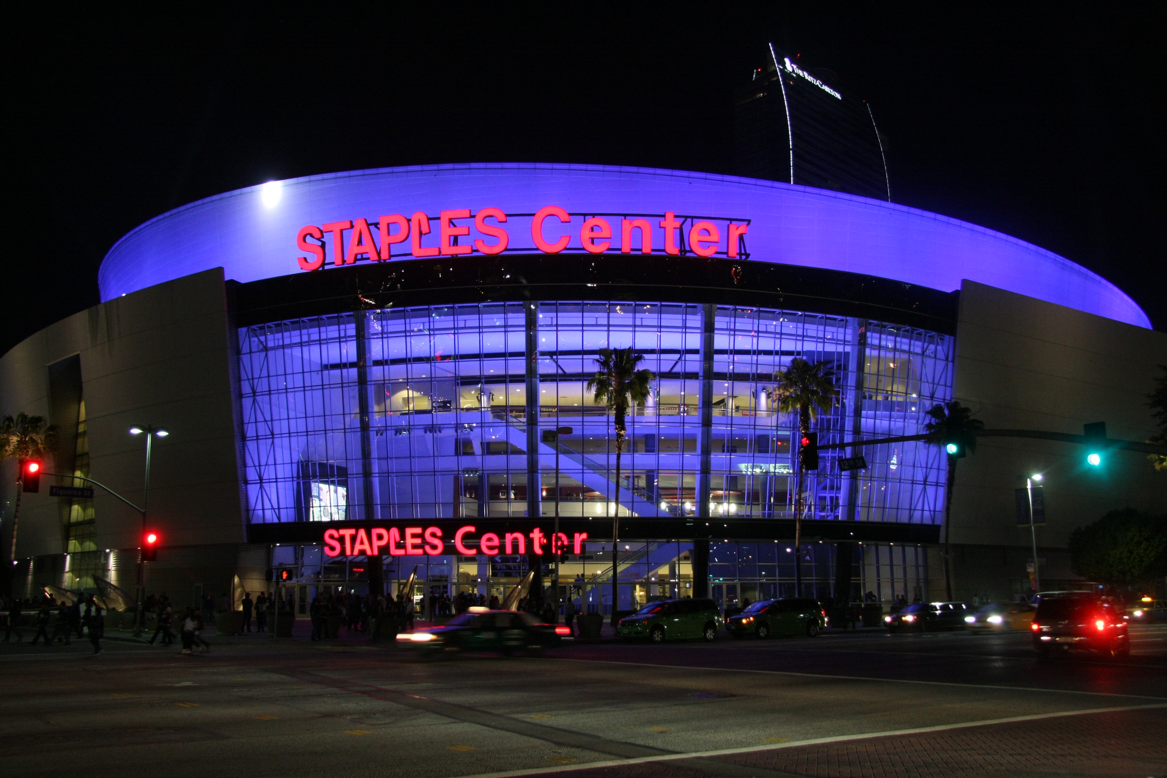 Staples-Center-at-night.jpg