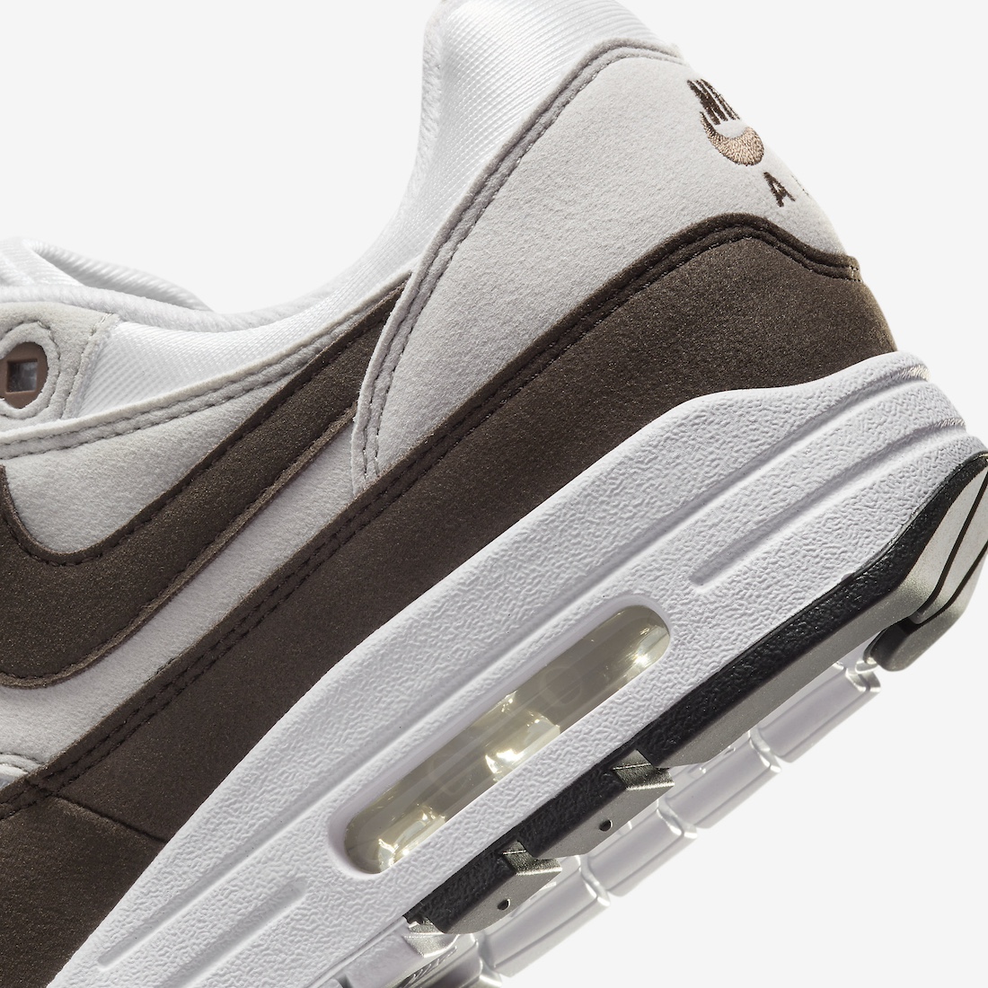 Nike-Air-Max-1-Baroque-Brown-DZ2628-004-7.jpeg