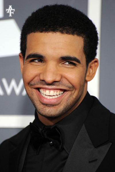 drake-2011-grammys-25.jpg