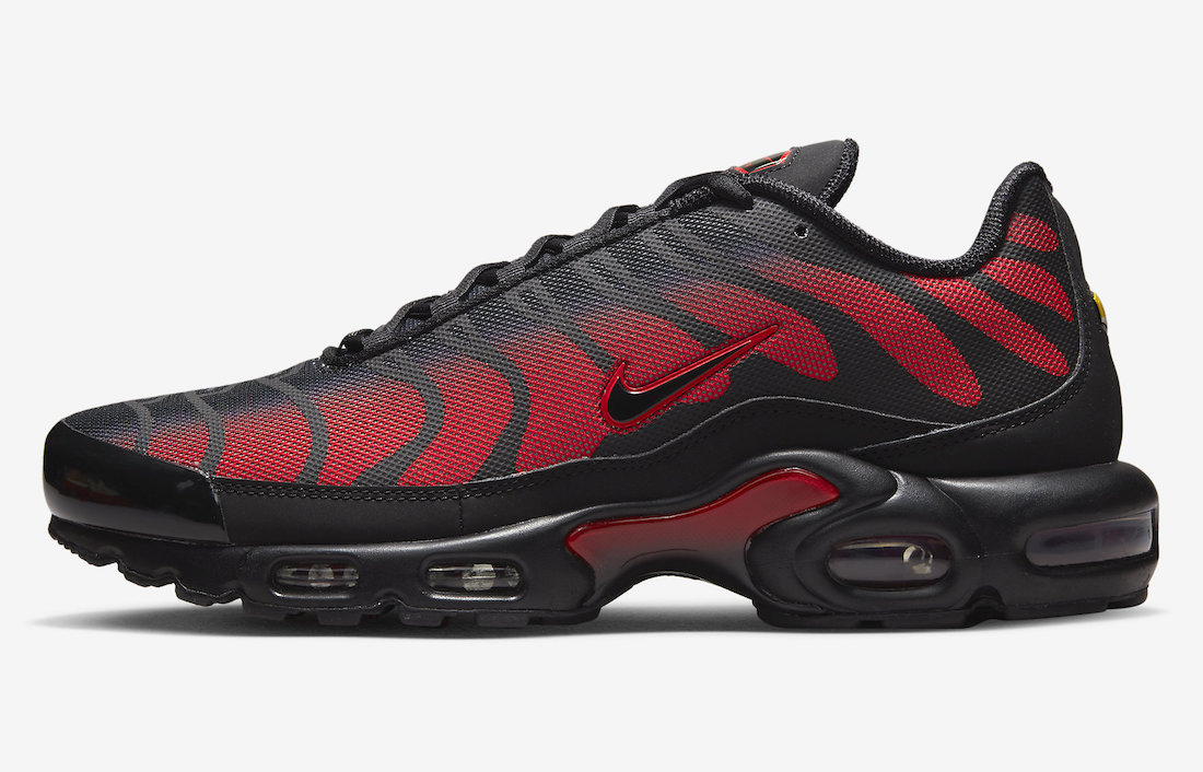 Nike Air Max Plus Bred Reflective DZ4507-600 Release Date