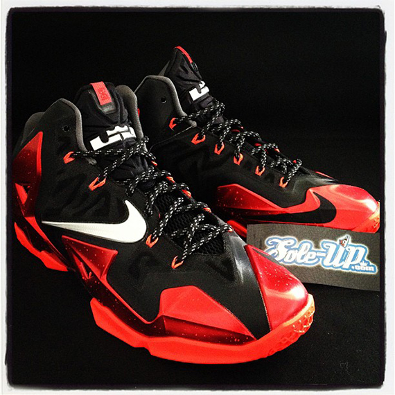 lebron-11-red.jpg