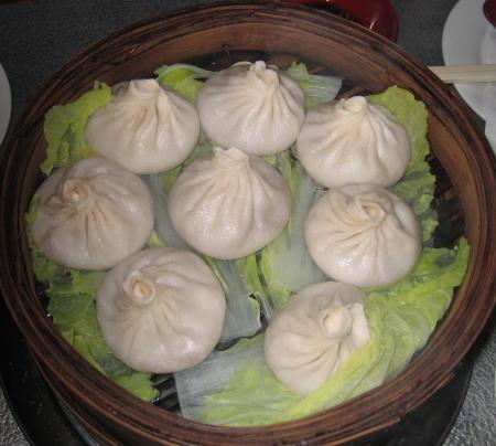 ShanghaiCafe_soupdumplings_1.jpg