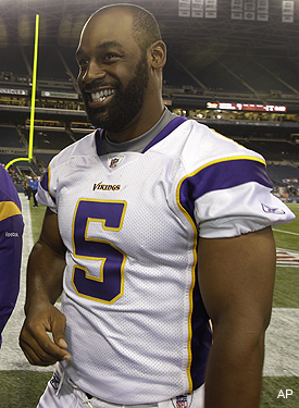 yahoo_mcnabb_vikings.jpg