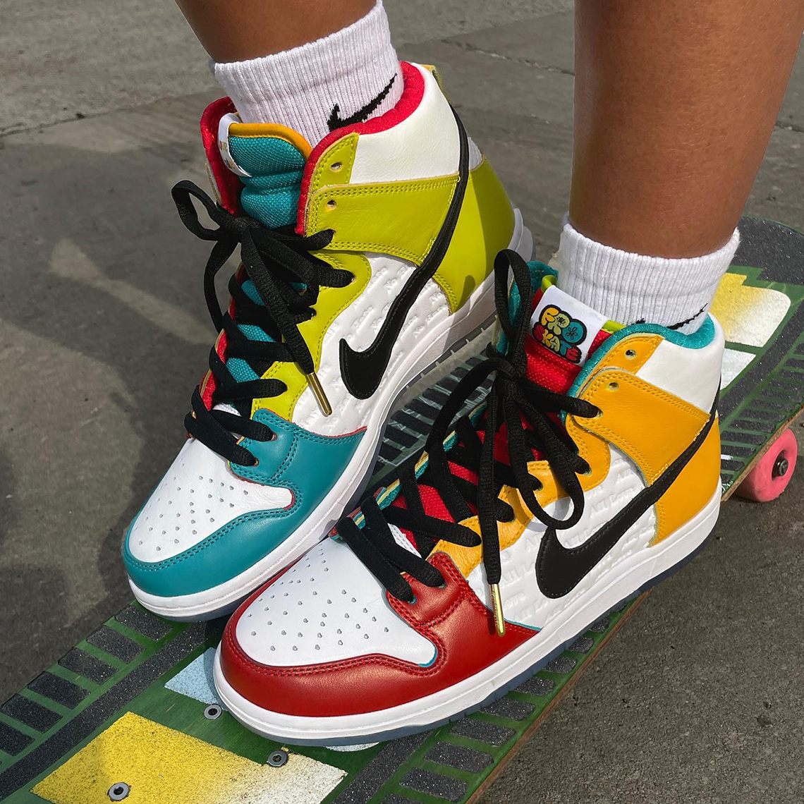 froSkate-Nike-SB-Dunk-High-2.jpg