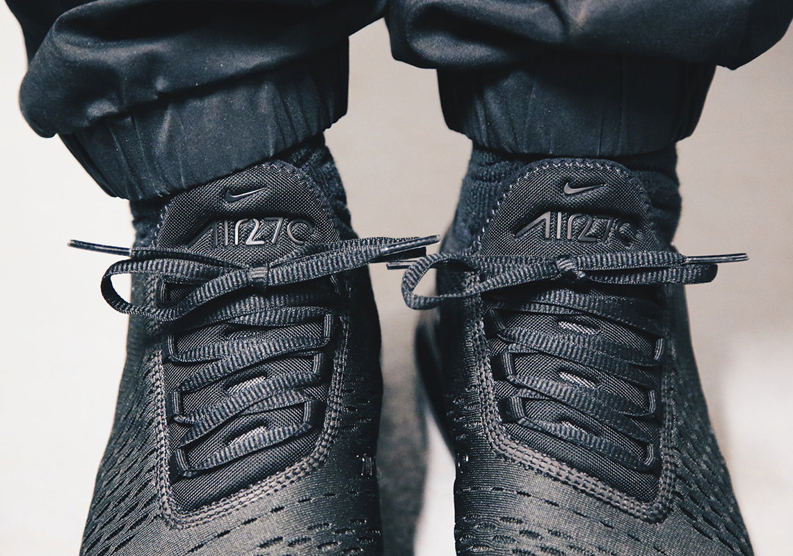 nike-air-max-270-triple-black-1.jpg