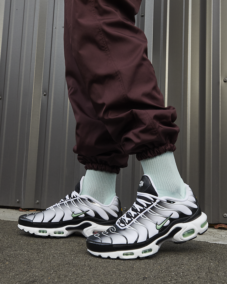 air-max-plus-shoes-JmD8Lt.png