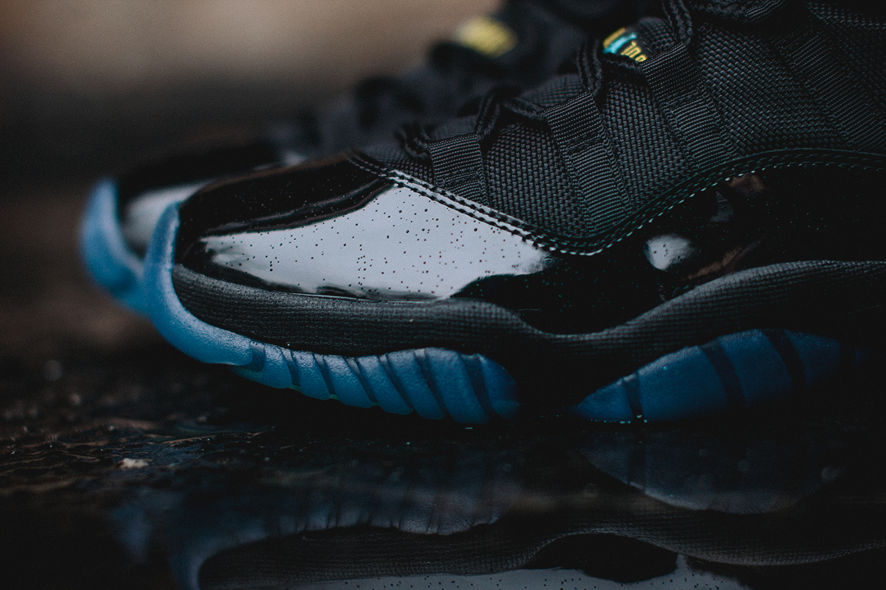 air-jordan-11-retro-gamma-blue-3.jpg