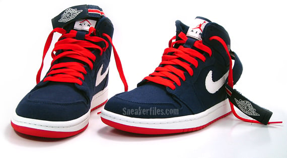 air-jordan-i-1-high-strap-midnight-navy-varsity-red-sail-5.jpg