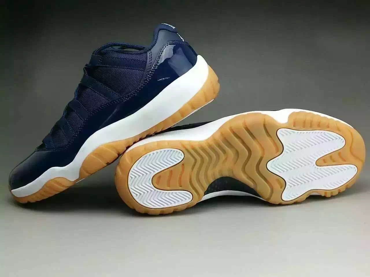 air-jordan-11-low-midnight-navy-gum-09.jpg