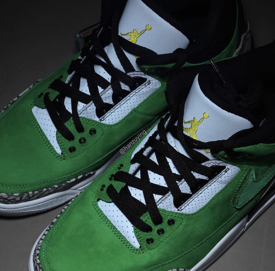 Air-Jordan-3-Tinker-Oregon-Ducks-AJ3-867493-6.jpg