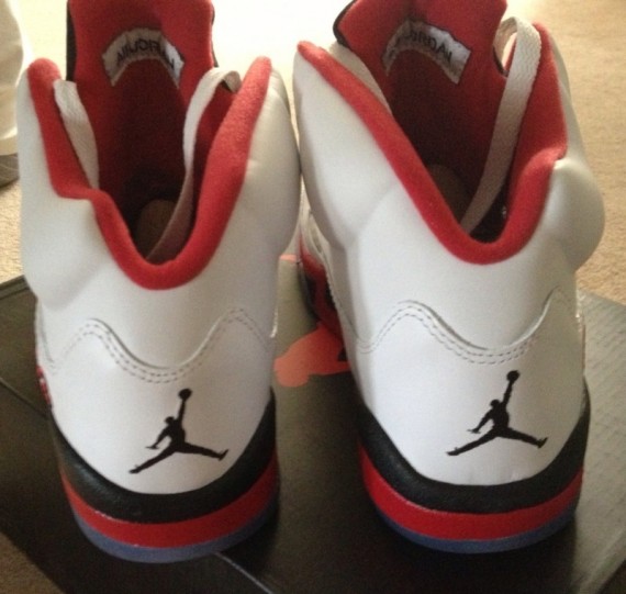 air-jordan-v-fire-red-available-early-on-ebay-07-570x541.jpg