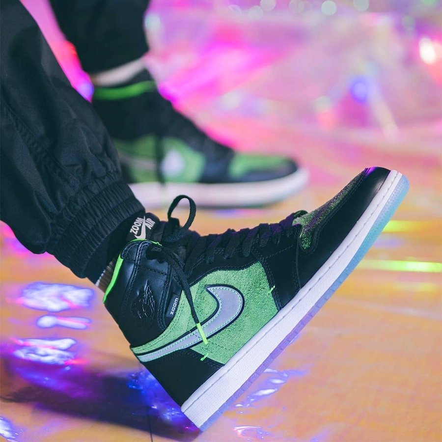 Air-Jordan-1-High-Zoom-Black-Green-CK6637-002-Release-Date-On-Feet-3.jpg