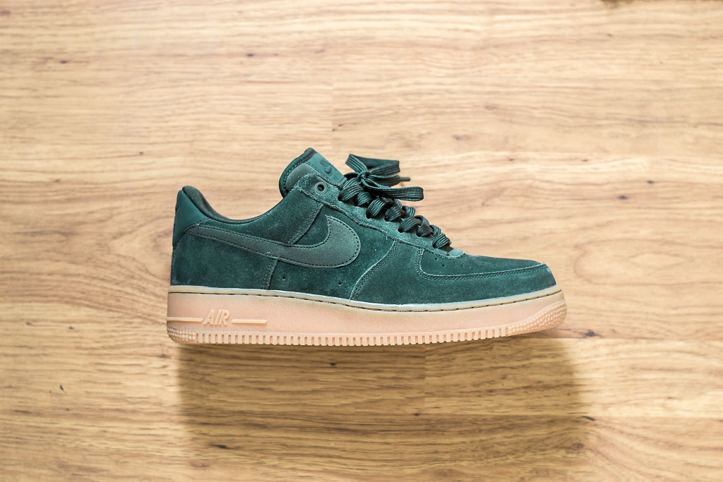 Nike-Air-Force-1-Outdoor-Green-Pickup-1.jpg