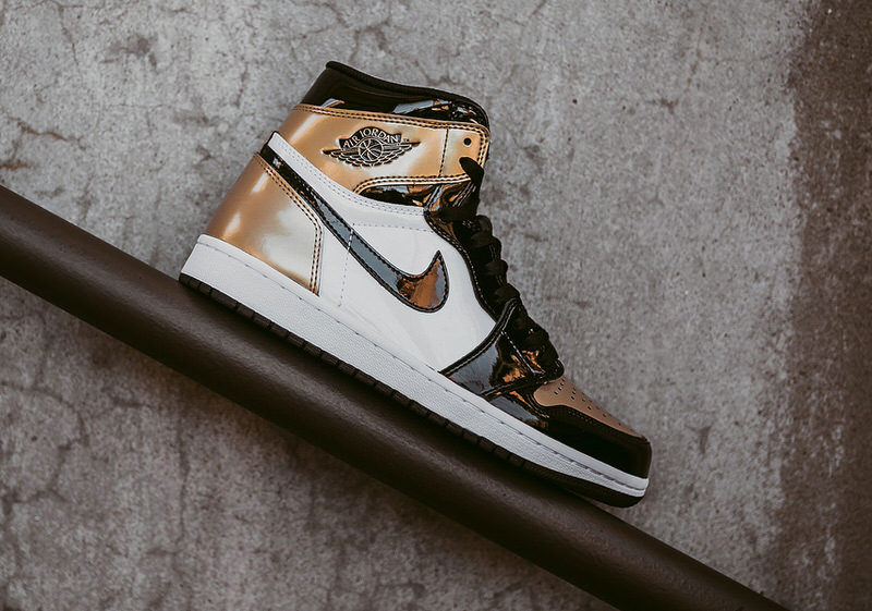 air-jordan-1-gold-toe-release-date-info-1.jpg