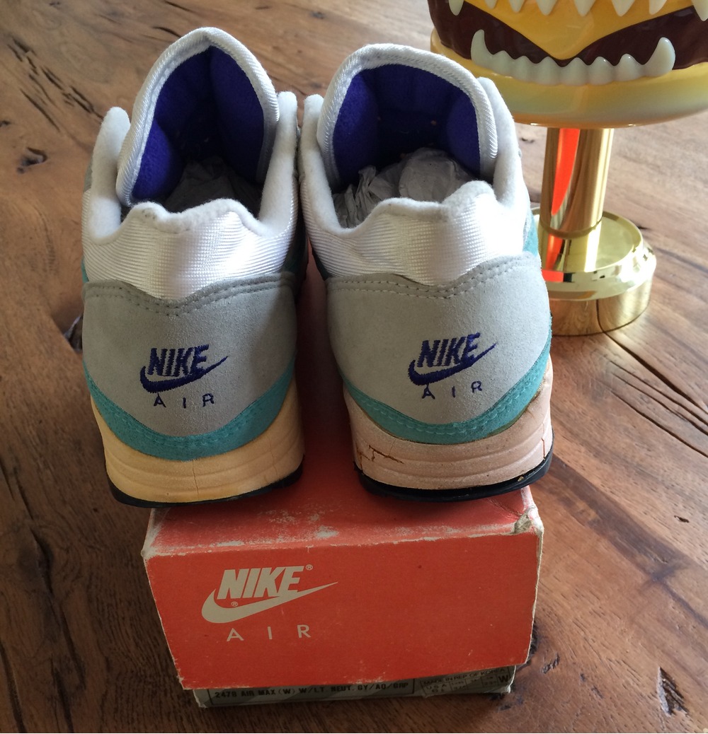 992002-klekt-wmns-nike-air-max-1-og-1988-normal.jpg