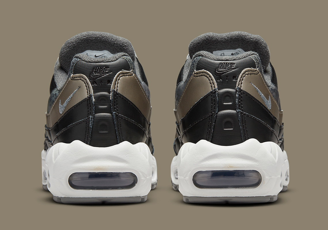 Nike-Air-Max-95-DC9474-001-7.jpg