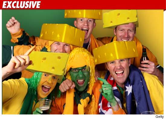 0120-cheese-heads-tmz-composite-ex-credit.jpg