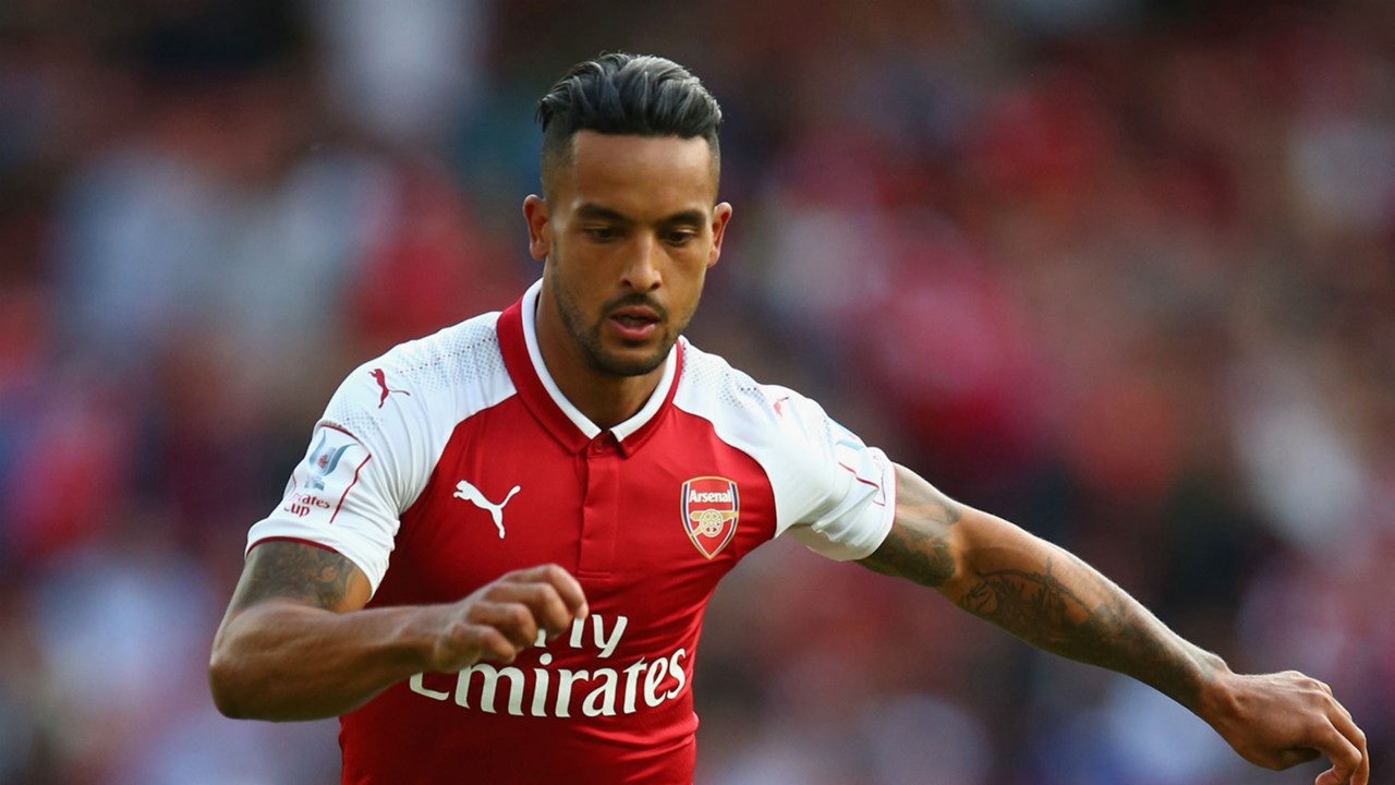 theo-walcott-arsenal_10h9jvsfacie21rssk0iyxuz4g.jpg