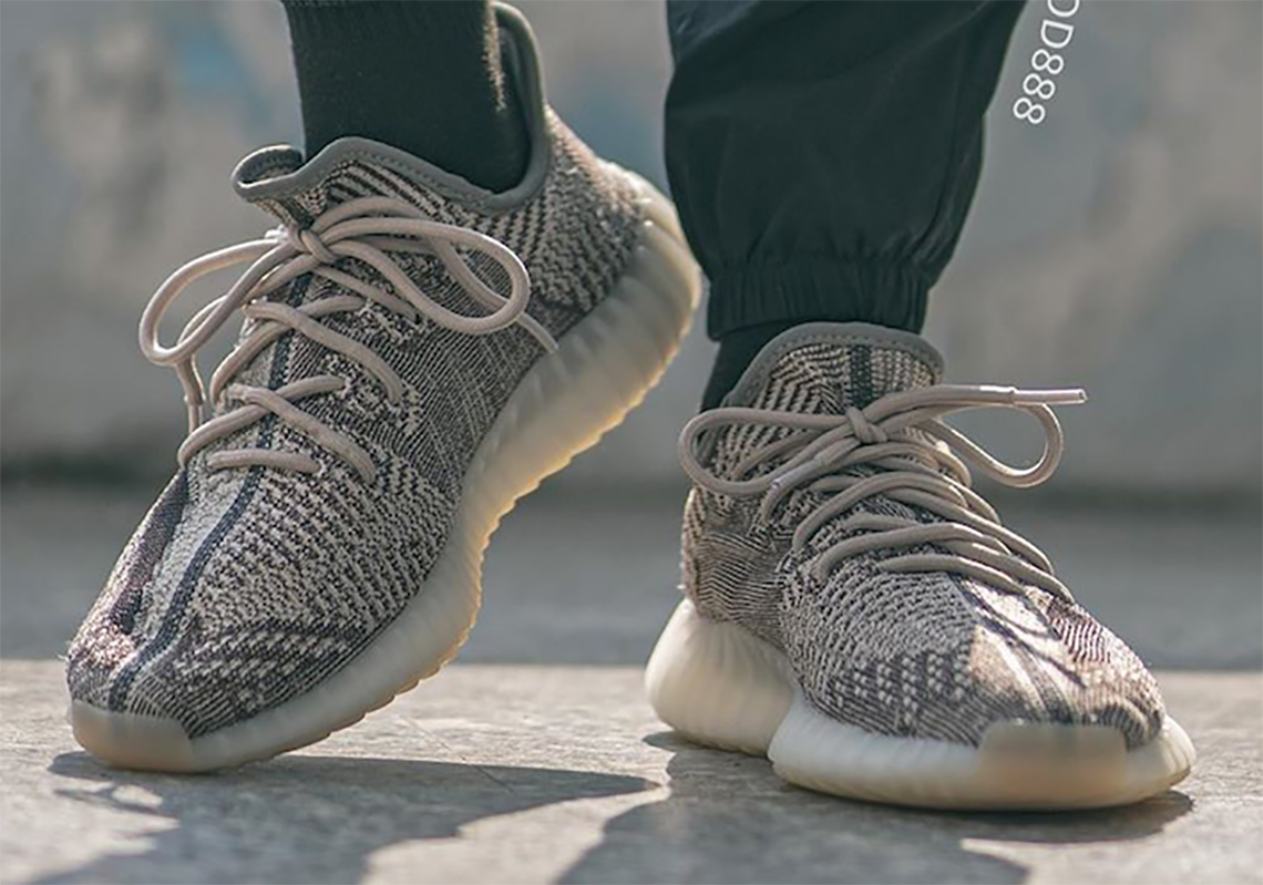 adidas-yeezy-350-v2-zyon-FZ1267-2.jpg