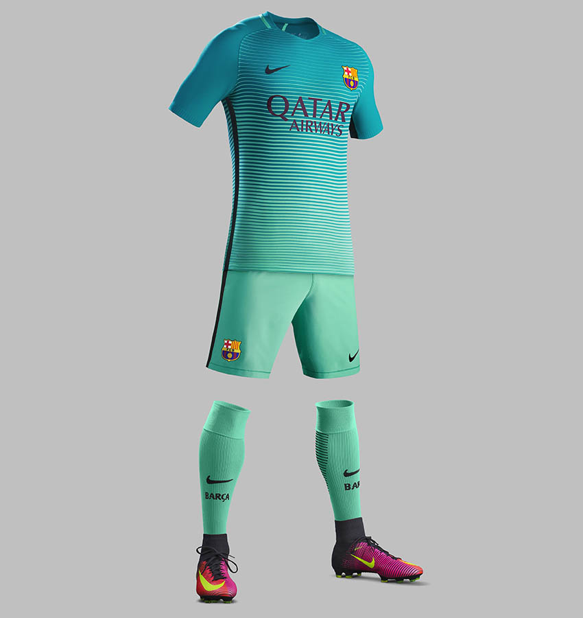 barcelona-16-17-home-kit%2B%25284%2529.jpg