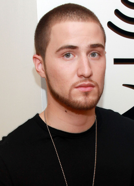 Mike-Posner-mike-posner-17982588-428-594.jpg