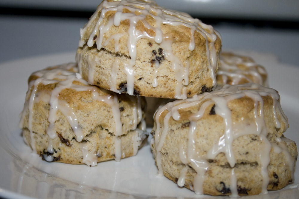 glazed-cinnamon-raisin-scones.jpg