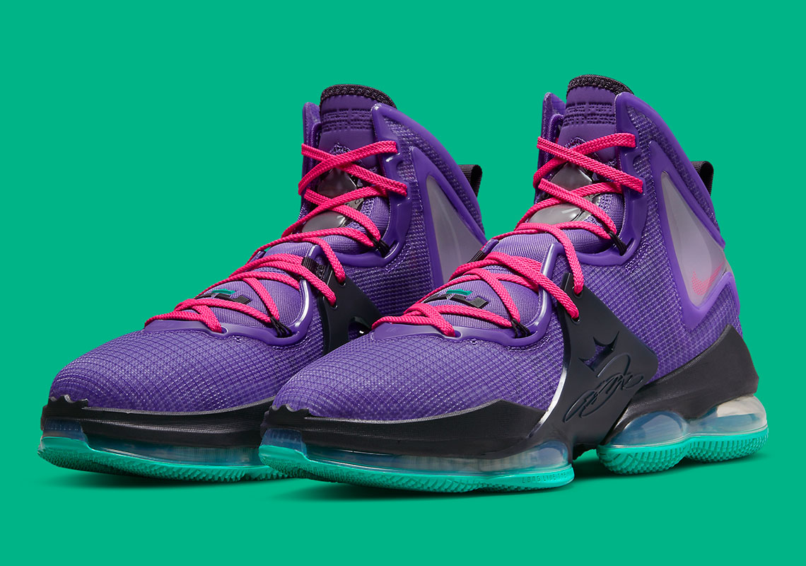 nike-lebron-19-purple-teal-dc9340-500-1.jpg