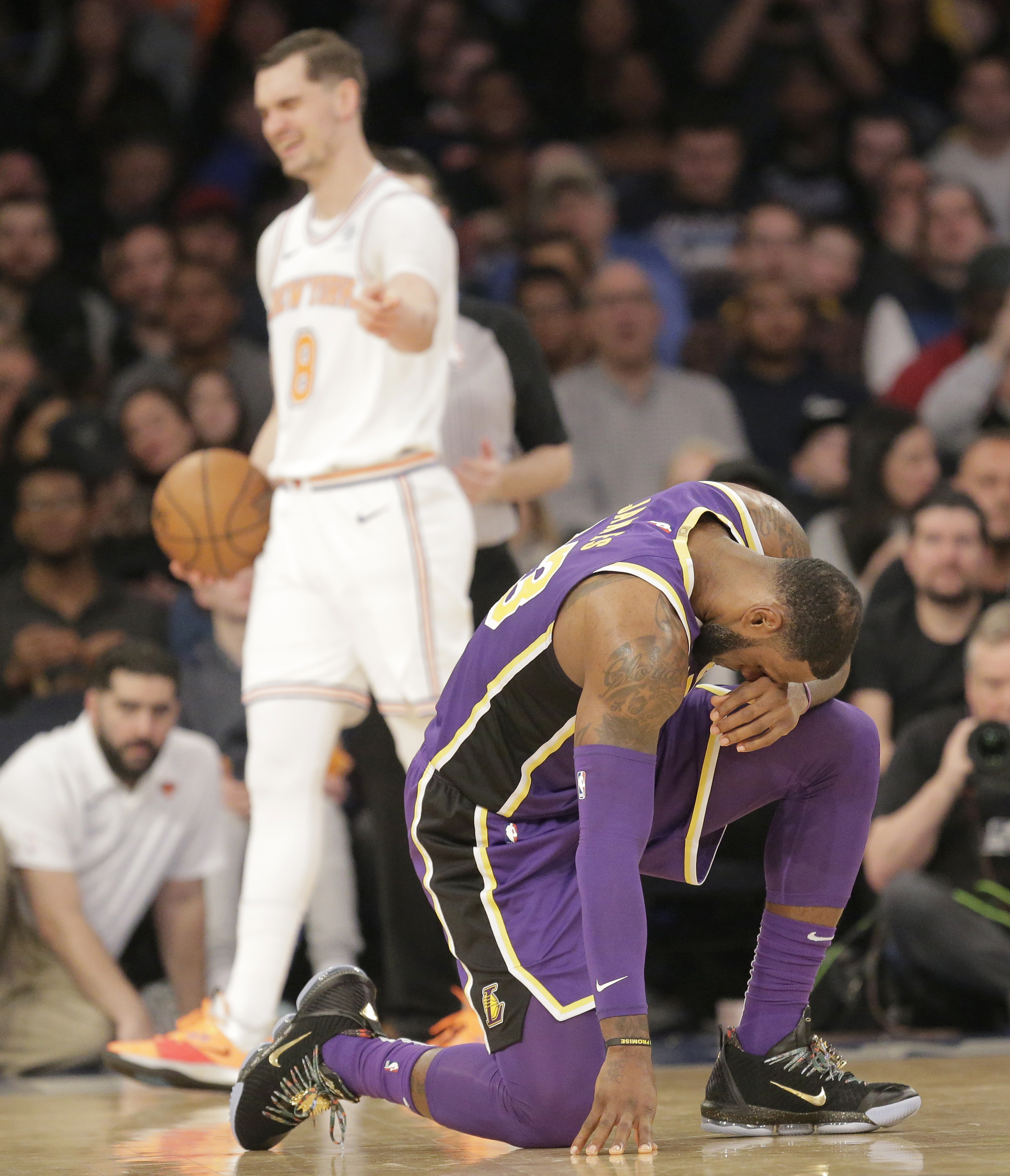 ap-lakers-knicks-basketball-2.jpg