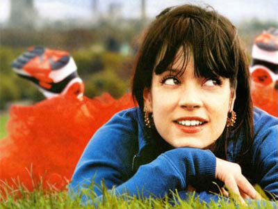 lily-allen-mobile.jpg