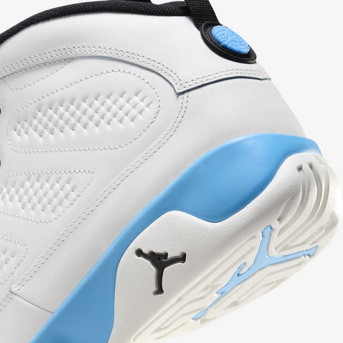 Air-Jordan-9-Powder-Blue-FQ8992-101-7.jpeg