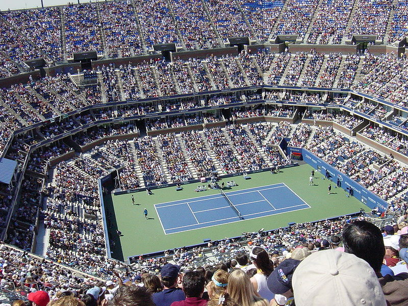 800px-Arthur_ashe_stadium_interior.jpg