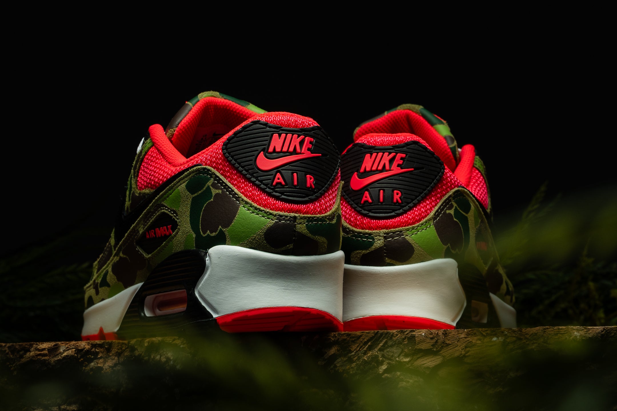 Sneaker-Politics-Nike-AM90DuckCamo-Web-5.jpg