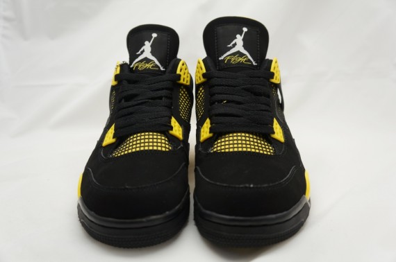 air-jordan-iv-thunder-release-date-change-02-570x378.jpg